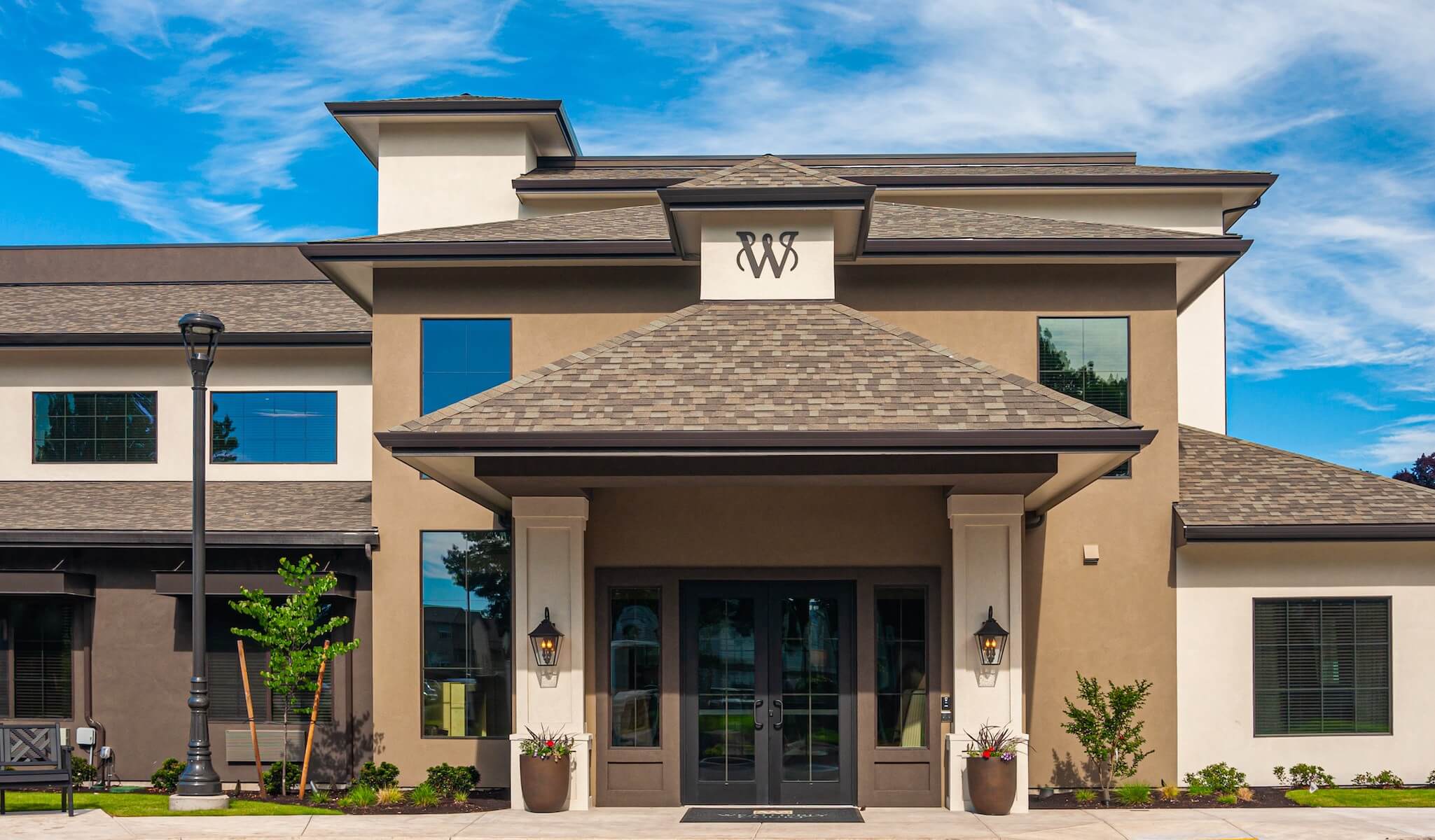 Weatherly Court: Assisted Living & Memory Care in Medford, OR